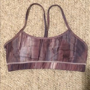 Lululemon sports bra